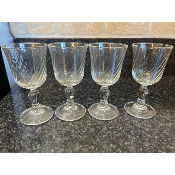 Vtg Arcoroc Rosaline Clear Set Of Four Tall 4" Liqueur Glasses With Swirl Glass - Picture 3 of 6